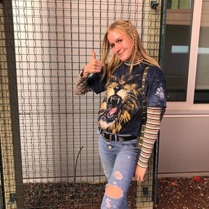 Meet your Posher, Macie